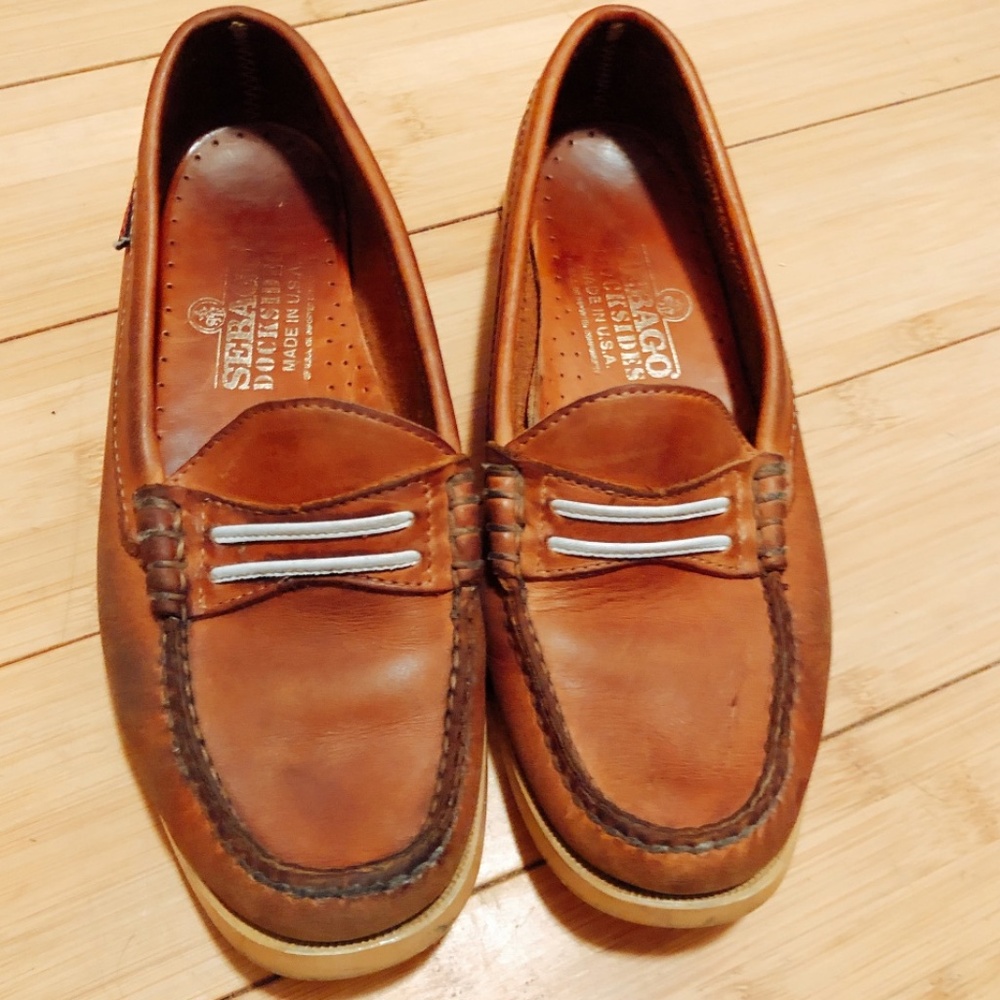 Sebago Docksides Womens size 6